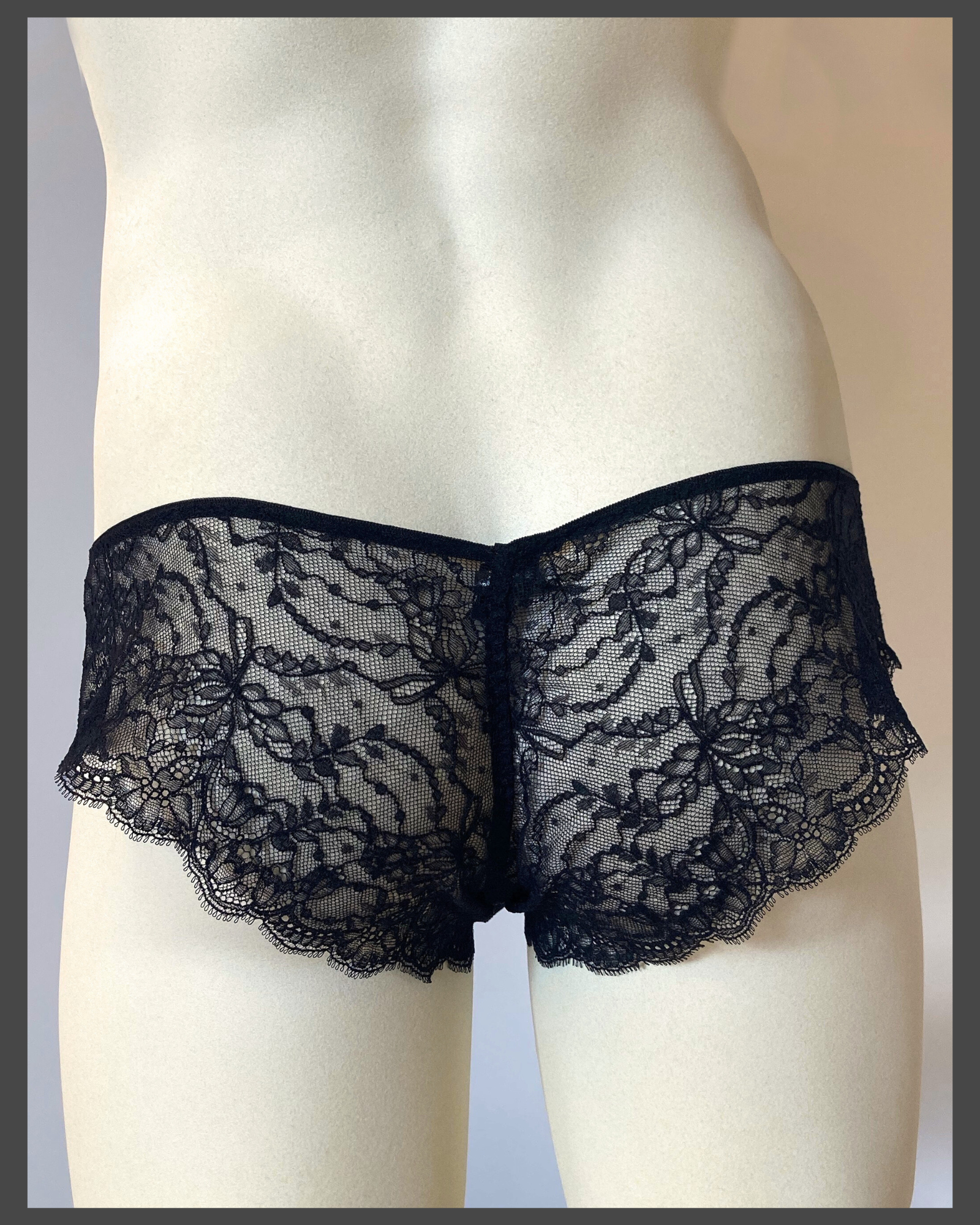 Lace knickers for men, men in lace, kinky lace panties, lace panties for him, lace boxers, frilly knickers for men, can men wear lace panties?, buy lace knickers for men, men in panties, view of bottom in lace panties